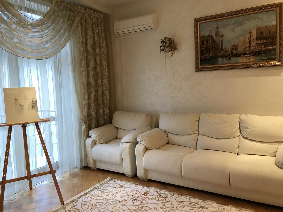 дворівневі Antique Apartment Ternopil
